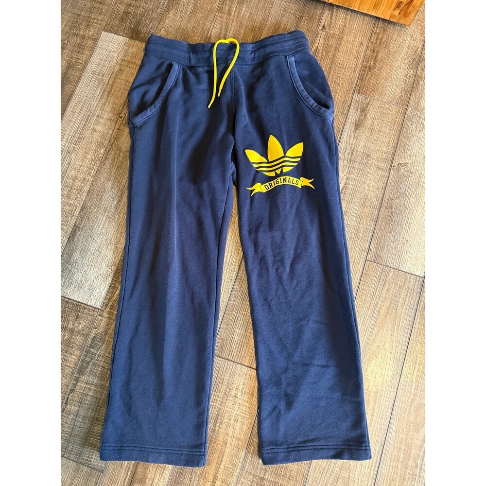 Men’s Adidas Originals Graphic Sweatpants Sz. Medium